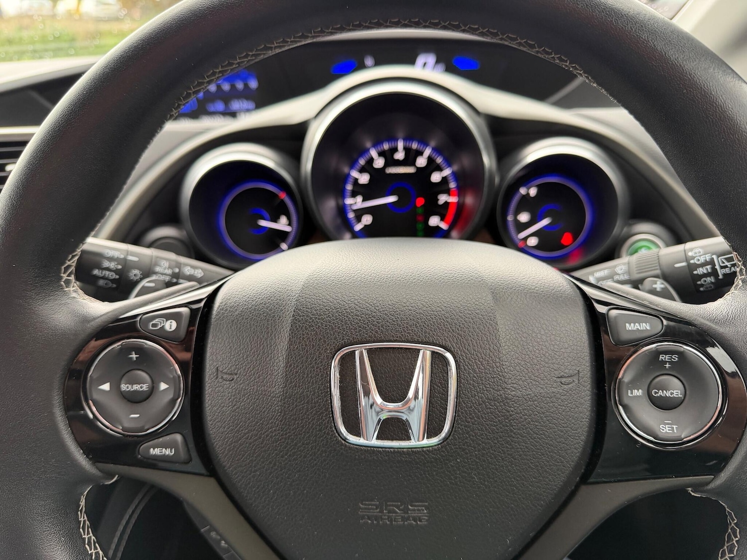 Used Honda Civic 2014 for sale - 76360096: Photo 9