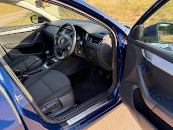 Used Skoda Octavia 2014 for sale - 75247189: Photo