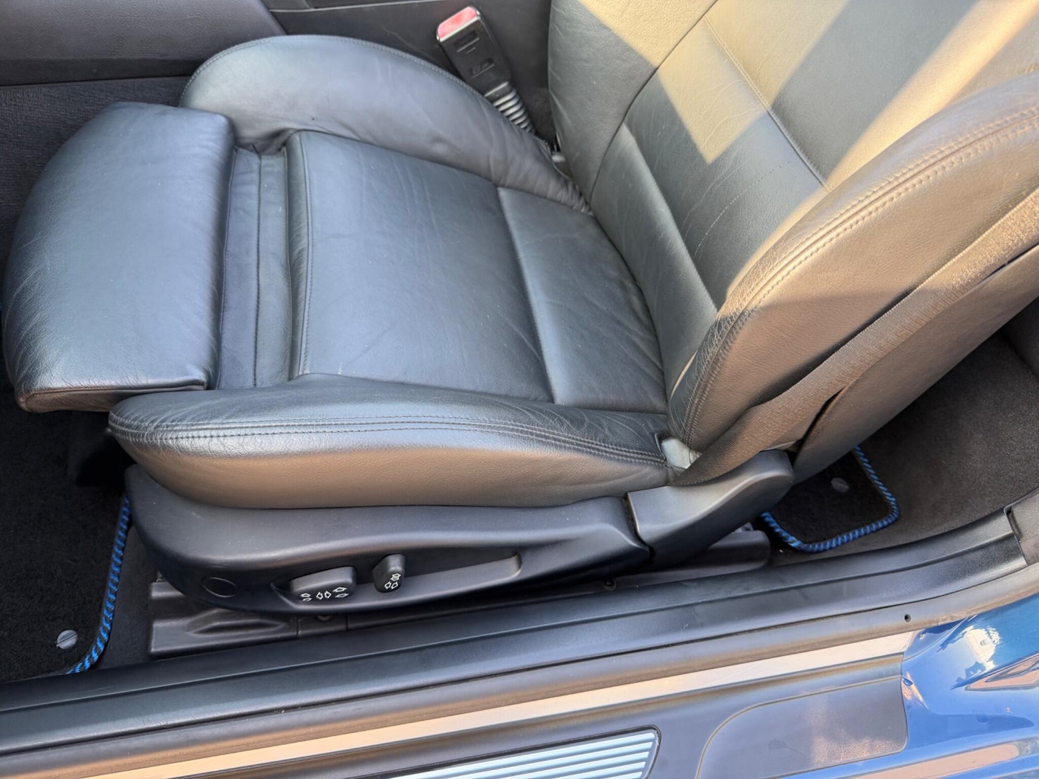 Used BMW 3 Series 2001 for sale - 77978282: Photo 97