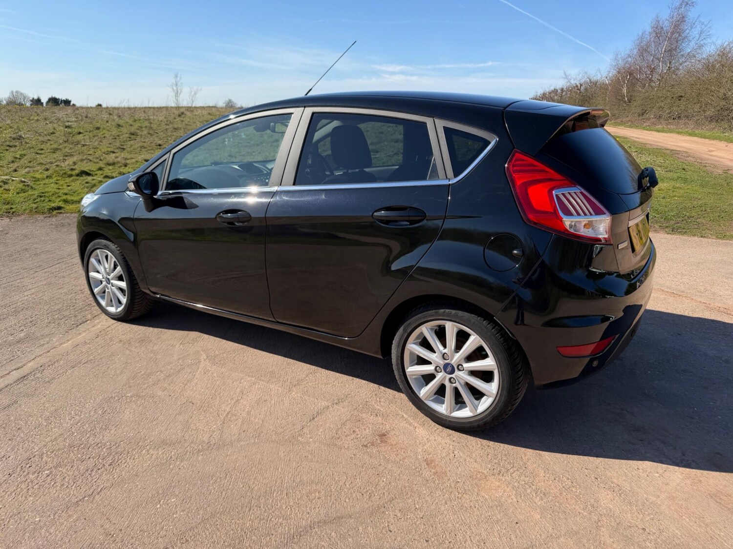 Used Ford Fiesta for sale - 77940322: Photo 23