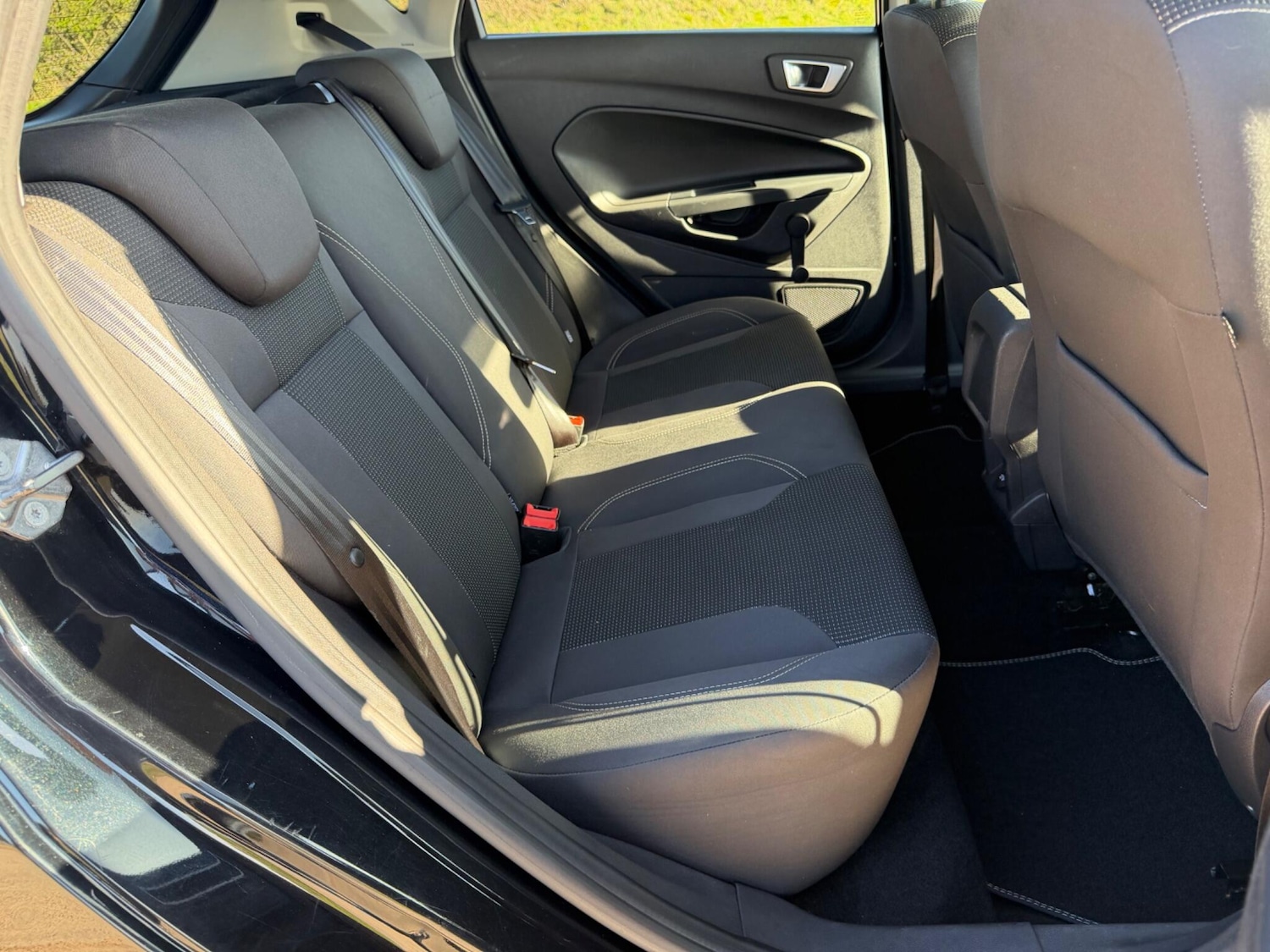 Used Ford Fiesta for sale - 77940322: Photo 4