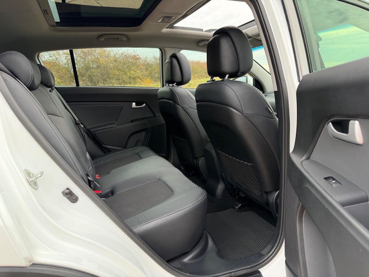 Used Kia Sportage 2015 for sale - 76513472: Photo 63