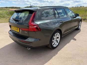 2020 (20) - 2.0 T4 Momentum Plus Auto Euro 6 (s/s) 5dr