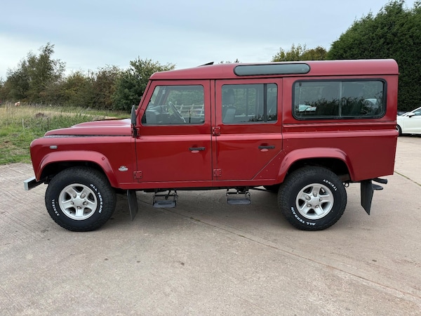 Used Land Rover Defender 110 2008 for sale - 76109712: Photo 18