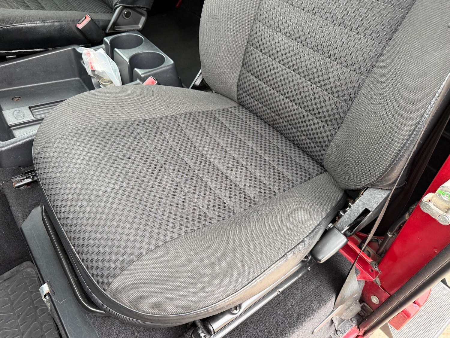 Used Land Rover Defender 110 2008 for sale - 76109712: Photo 50