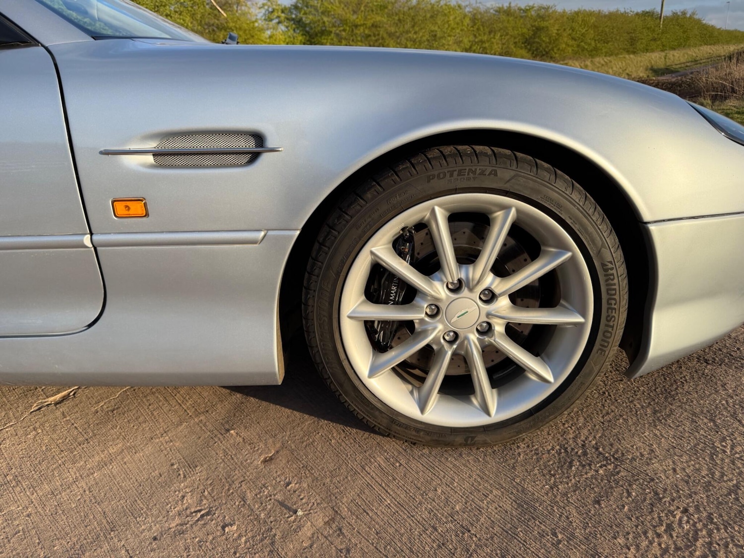 Used Aston Martin DB7 2001 for sale - 78072906: Photo 10