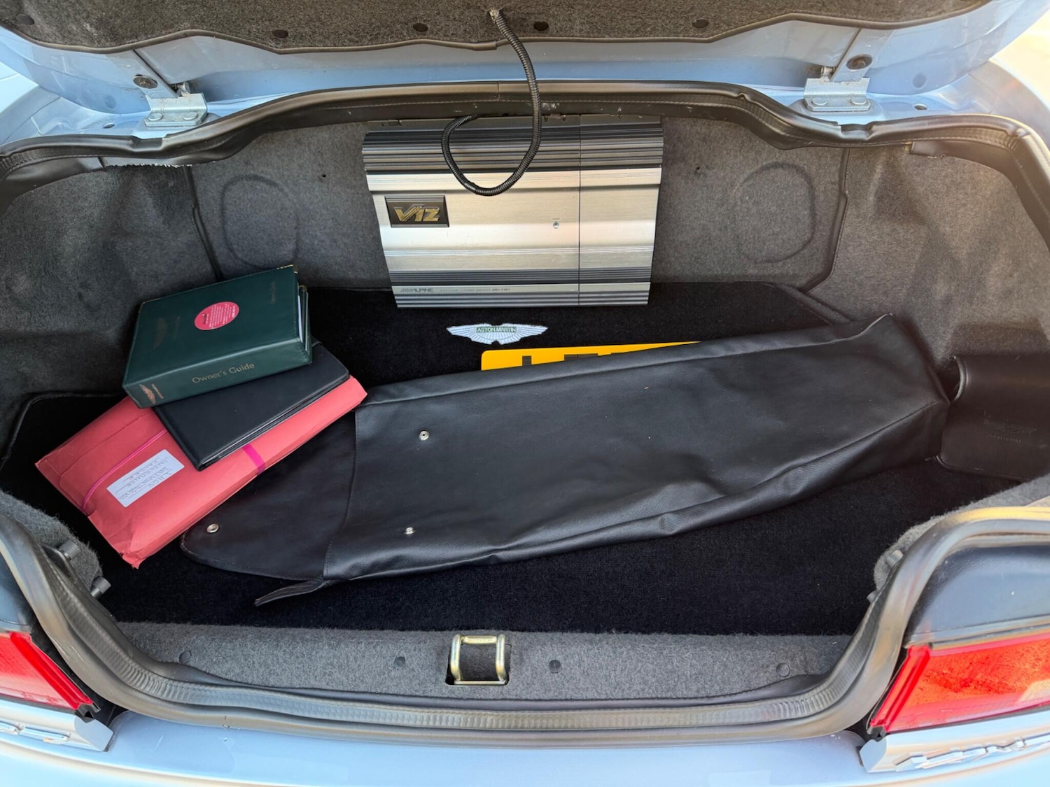 Used Aston Martin DB7 2001 for sale - 78072906: Photo 16