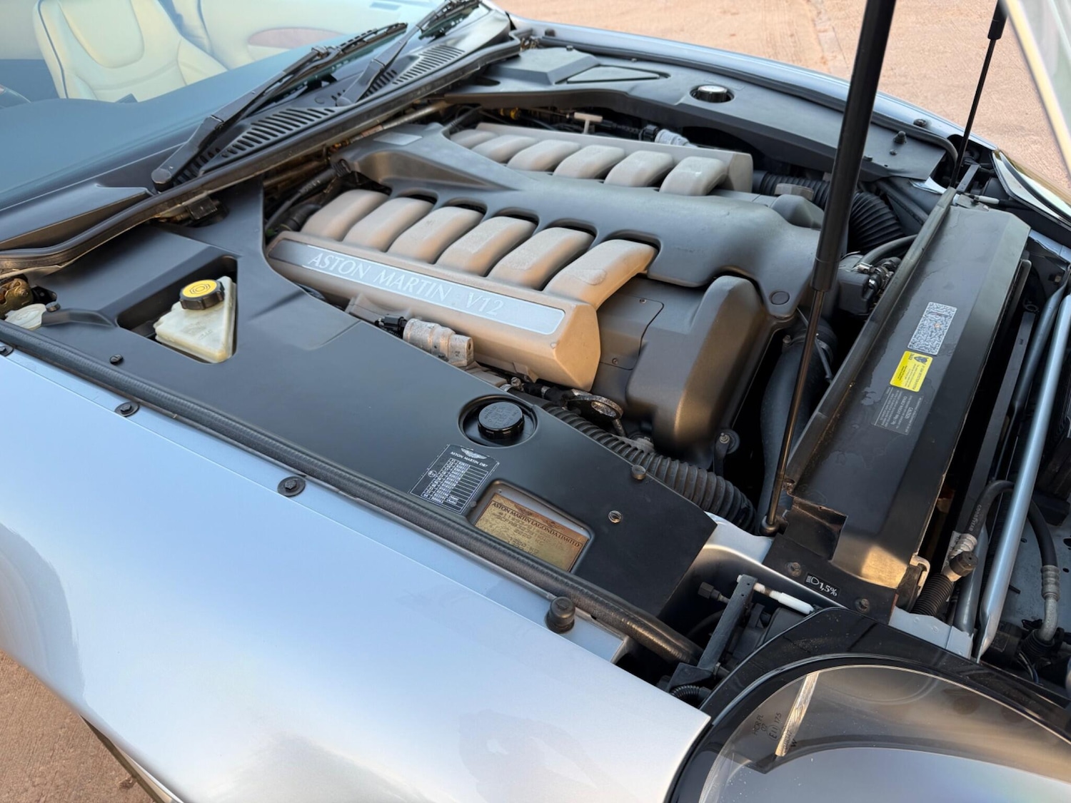 Used Aston Martin DB7 2001 for sale - 78072906: Photo 39