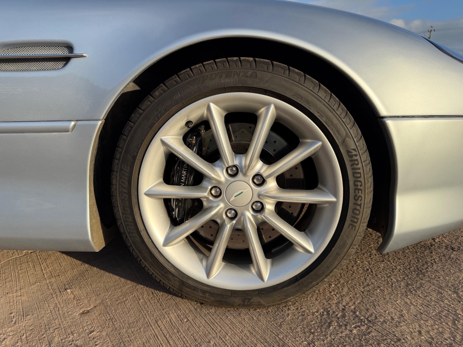 Used Aston Martin DB7 2001 for sale - 78072906: Photo 45