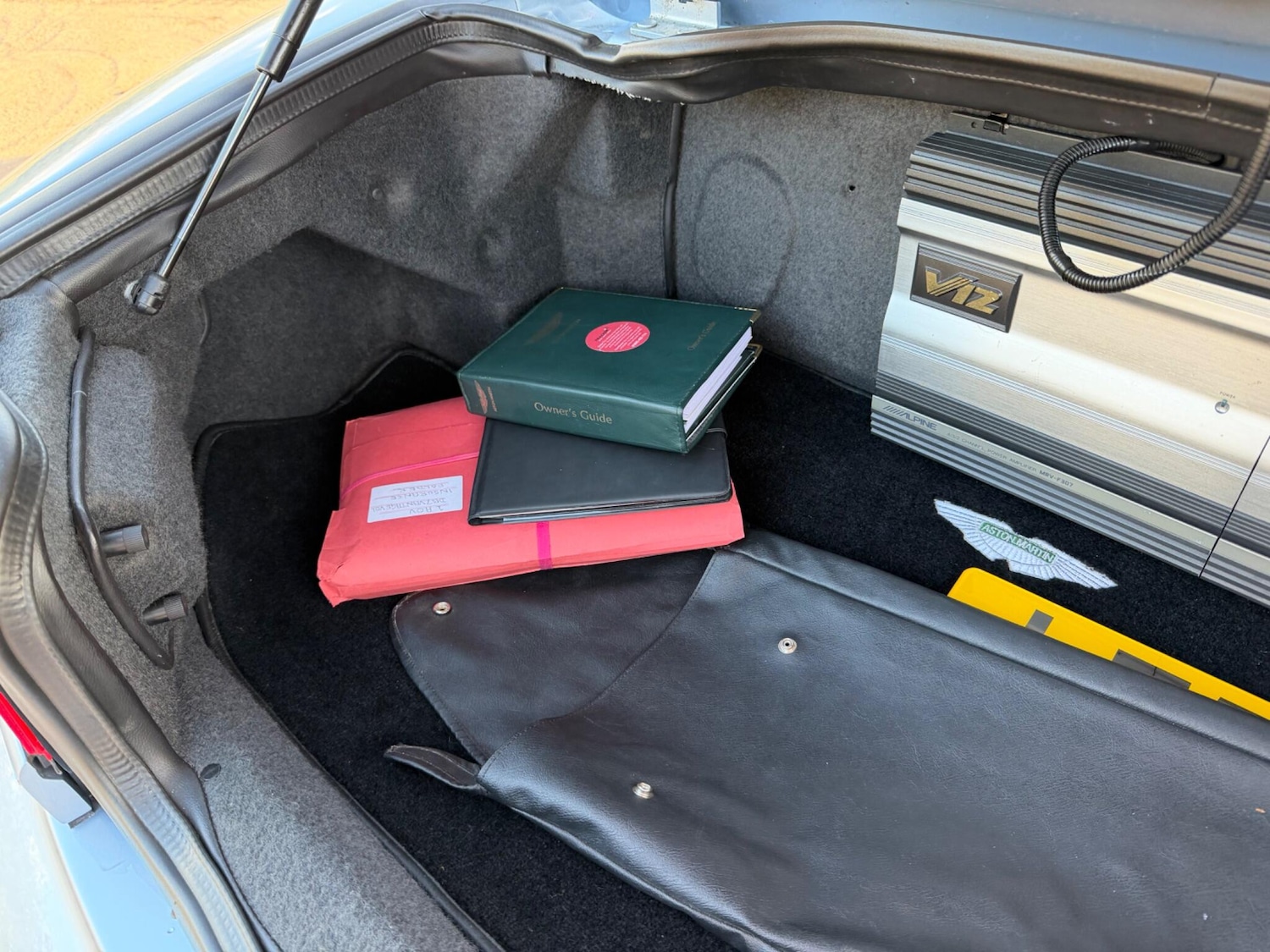 Used Aston Martin DB7 2001 for sale - 78072906: Photo 79