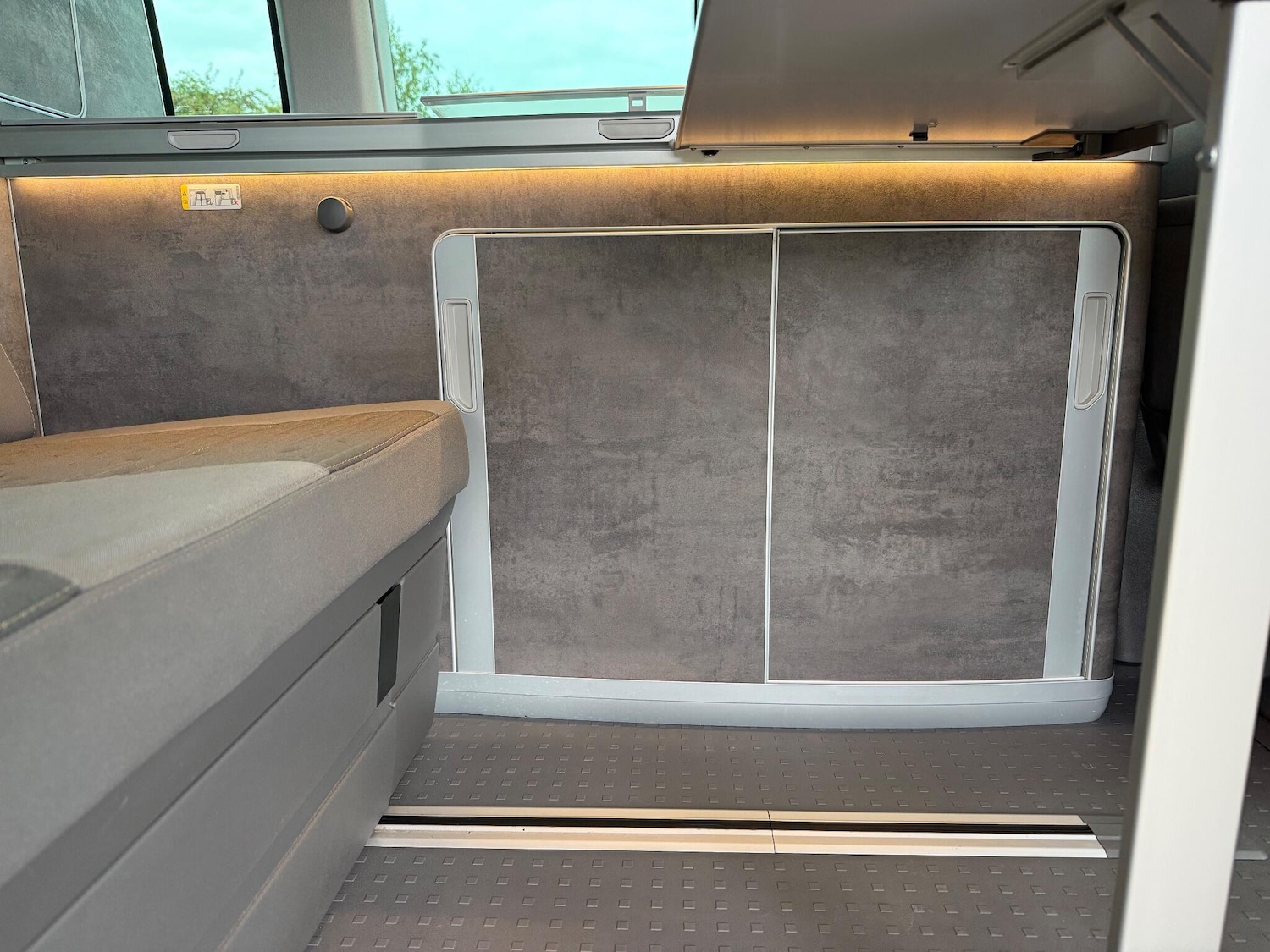 Used Volkswagen California 2023 for sale - 76085263: Photo 28