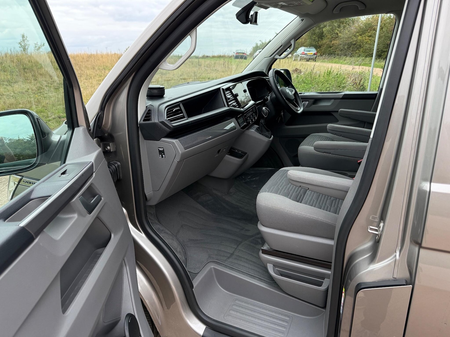 Used Volkswagen California 2023 for sale - 76085263: Photo 34