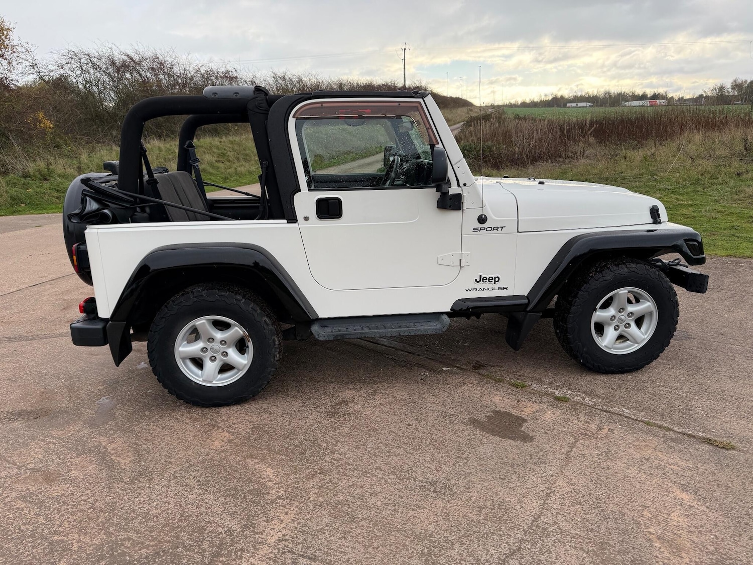 Used Jeep Wrangler 2018 for sale - 76634100: Photo 10