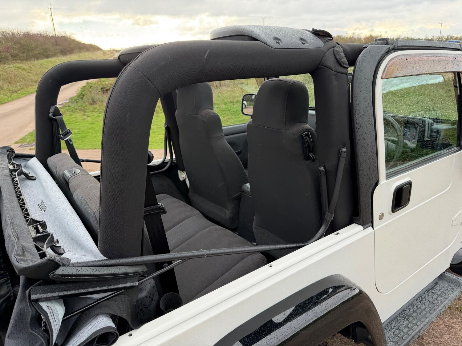 Used Jeep Wrangler 2018 for sale - 76634100: Photo 39