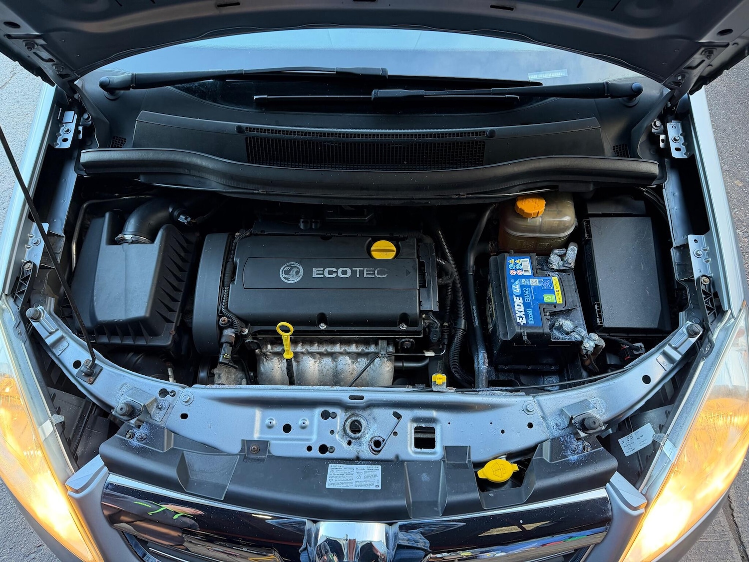 Used Vauxhall Zafira 2010 for sale - 76689361: Photo 15