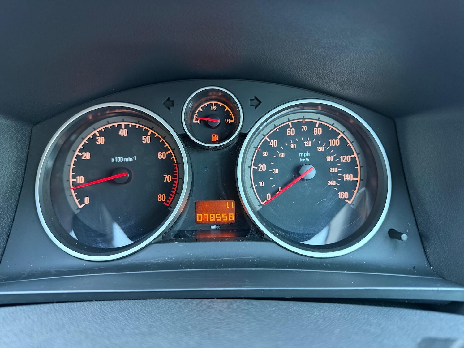 Used Vauxhall Zafira 2010 for sale - 76689361: Photo 19