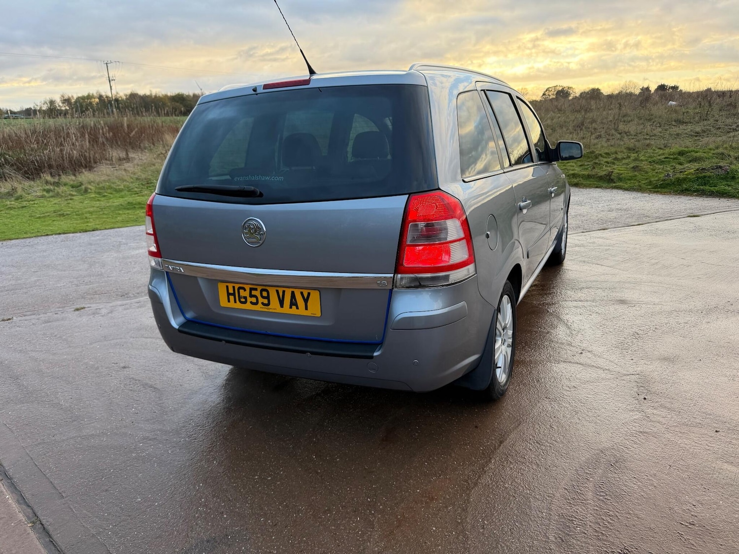 Used Vauxhall Zafira 2010 for sale - 76689361: Photo 27