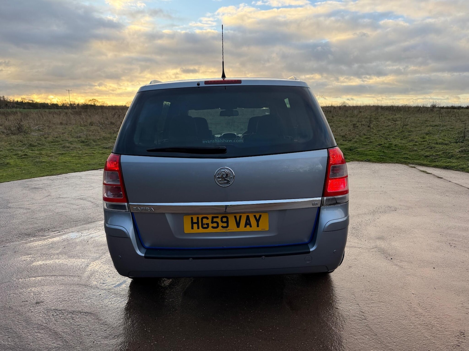 Used Vauxhall Zafira 2010 for sale - 76689361: Photo 28