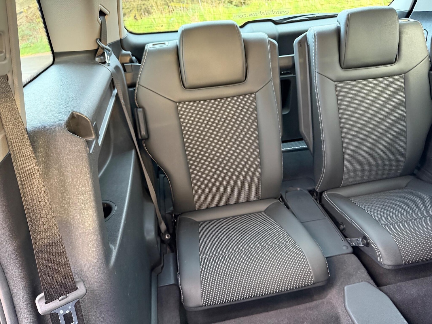 Used Vauxhall Zafira 2010 for sale - 76689361: Photo 47