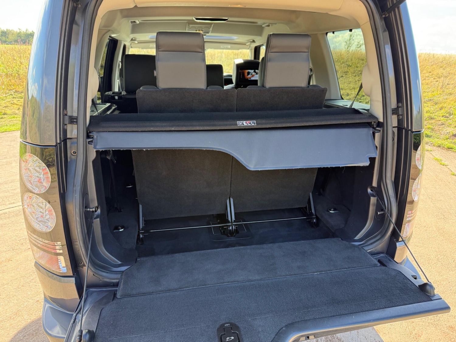 Vehicle 33