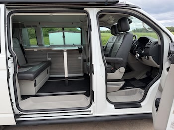 Used Volkswagen California 2018 for sale - 78822060: Photo