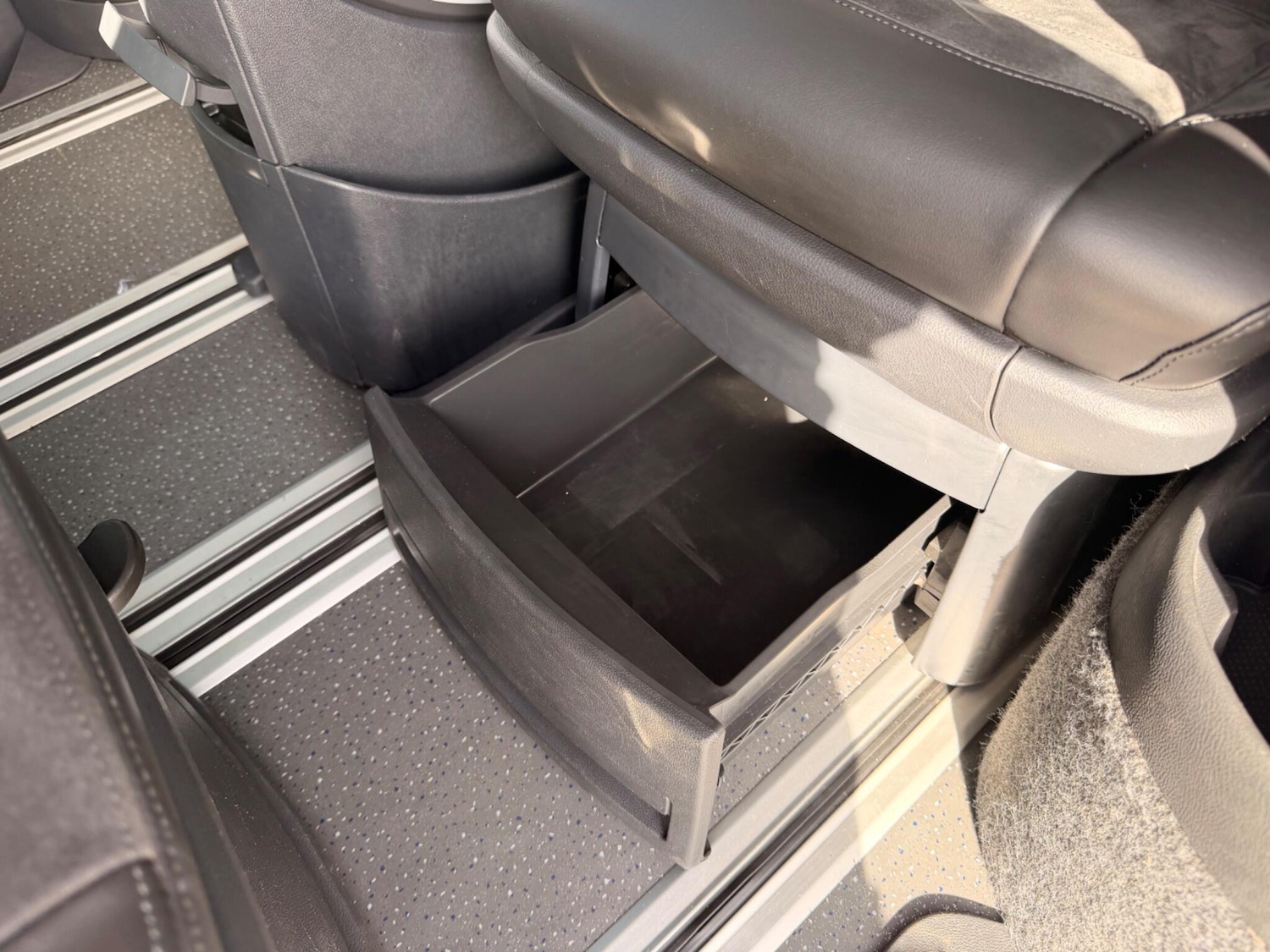 Used Volkswagen Caravelle for sale - 77671294: Photo 39