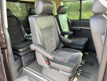 Used Volkswagen Caravelle 2013 for sale - 77671294: Photo