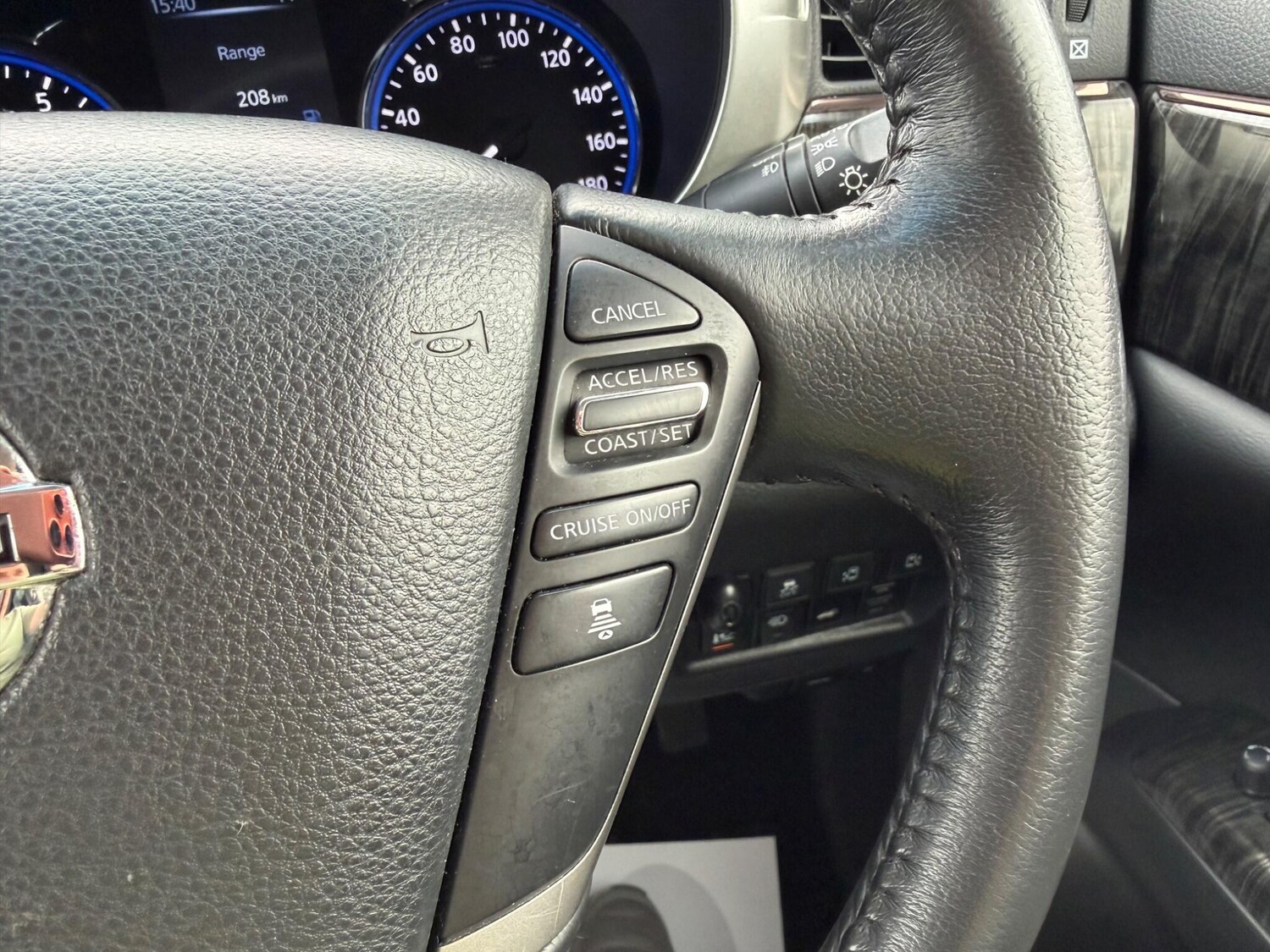 Used Nissan Elgrand for sale - 78007304: Photo 10