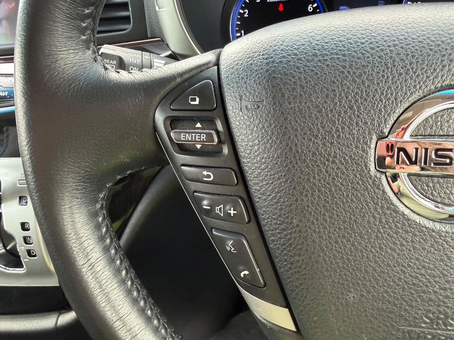 Used Nissan Elgrand for sale - 78007304: Photo 11