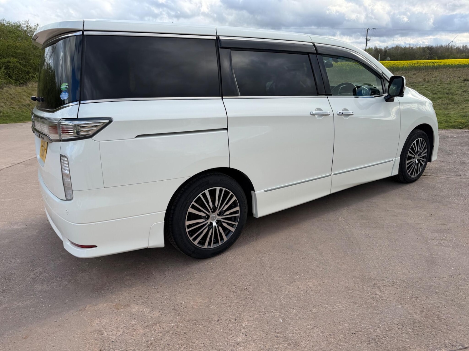 Used Nissan Elgrand for sale - 78007304: Photo 28