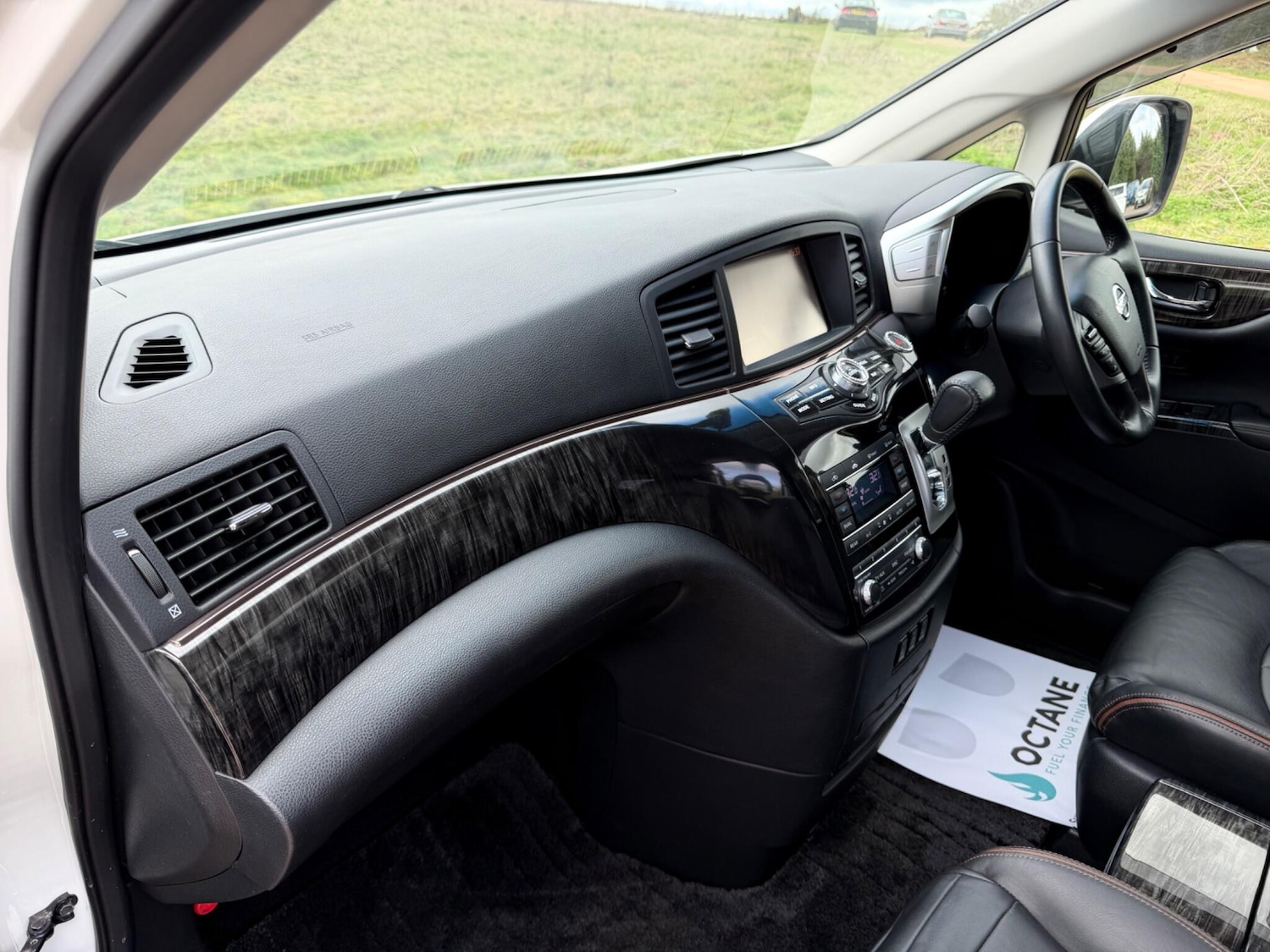 Used Nissan Elgrand for sale - 78007304: Photo 30