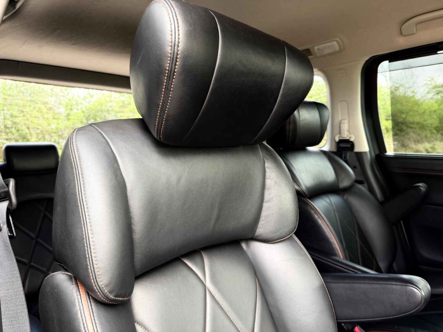 Used Nissan Elgrand for sale - 78007304: Photo 32