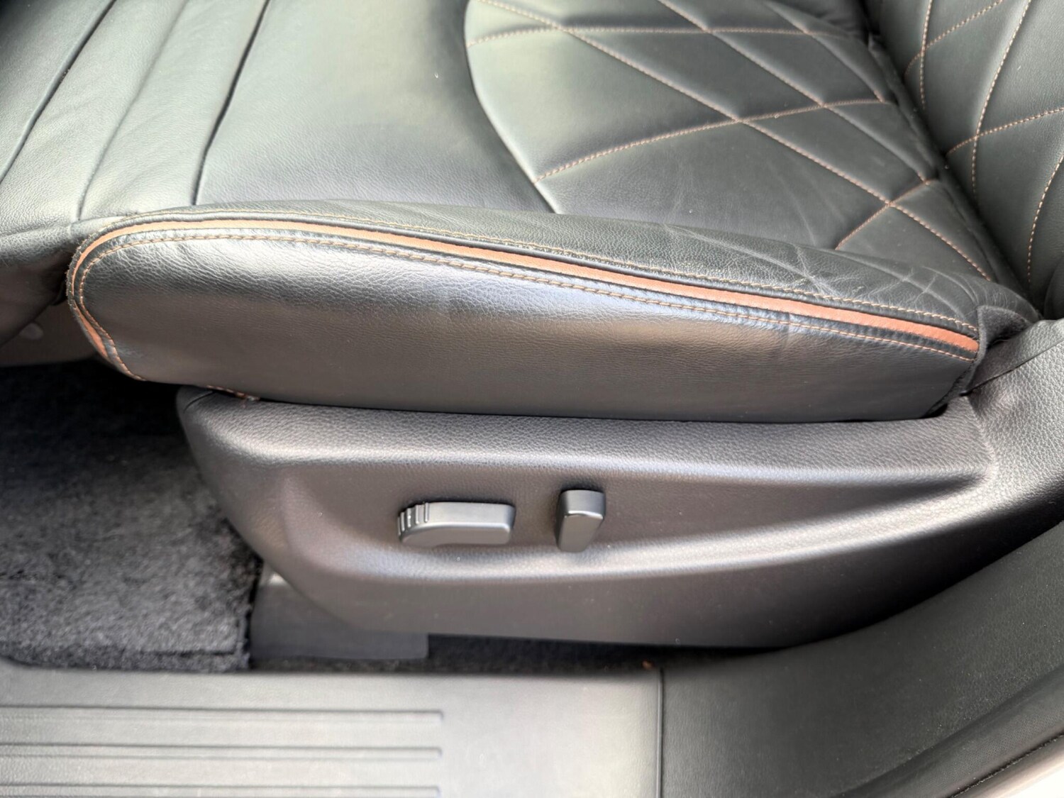 Used Nissan Elgrand for sale - 78007304: Photo 41