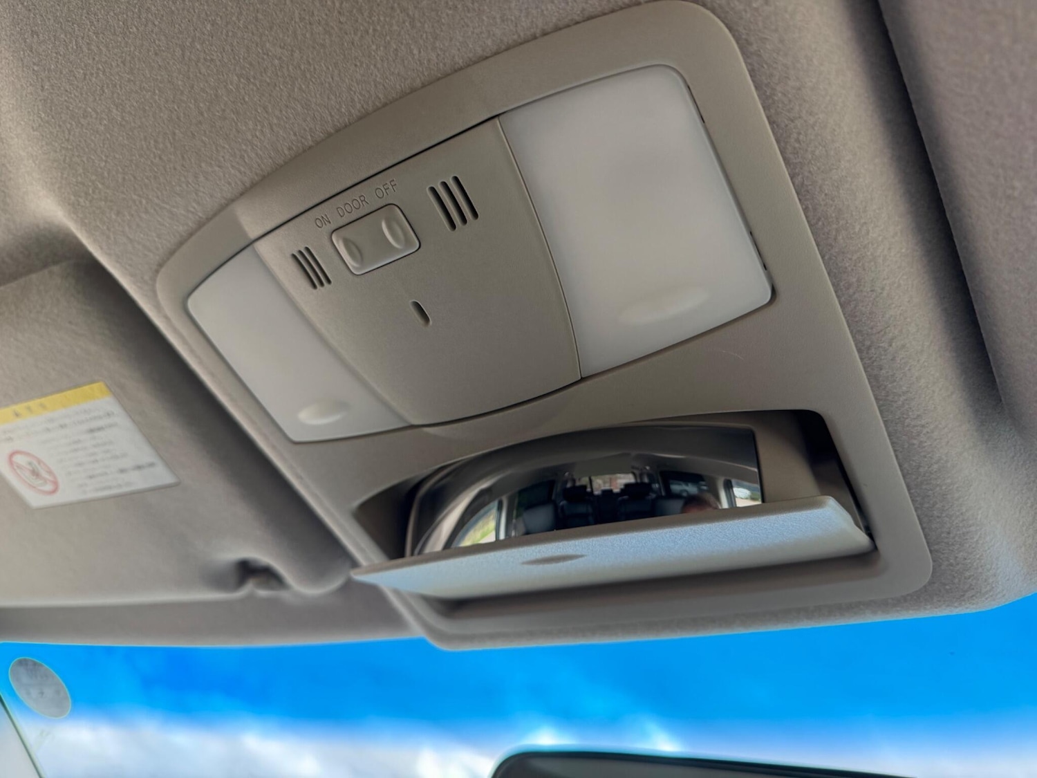 Used Nissan Elgrand for sale - 78007304: Photo 48