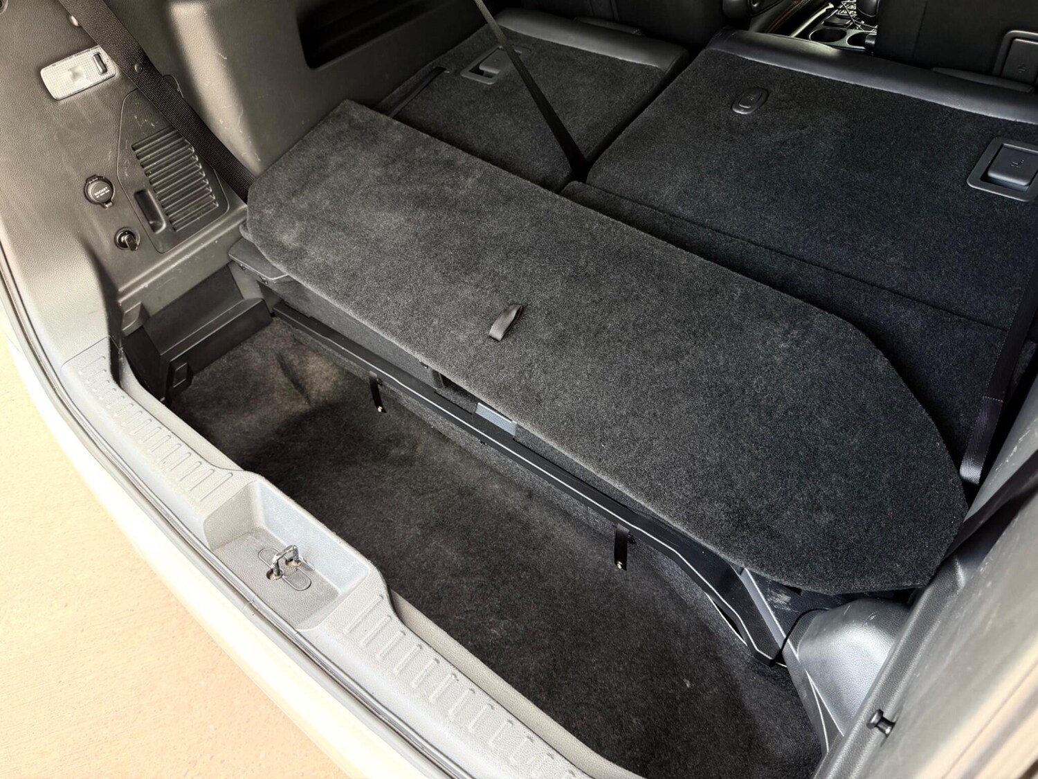 Used Nissan Elgrand for sale - 78007304: Photo 70