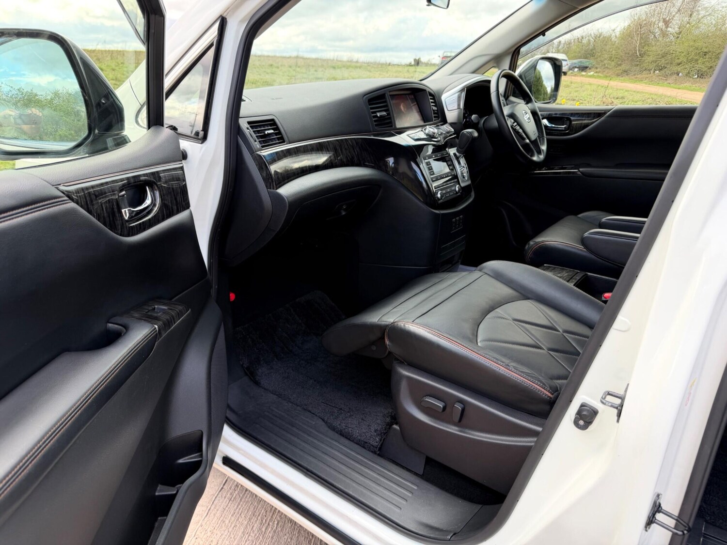 Used Nissan Elgrand for sale - 78007304: Photo 73