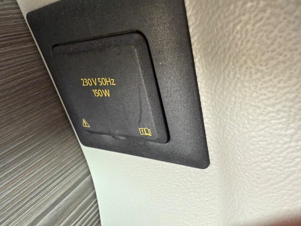 Used Volkswagen California 2016 for sale - 75350528: Photo 43