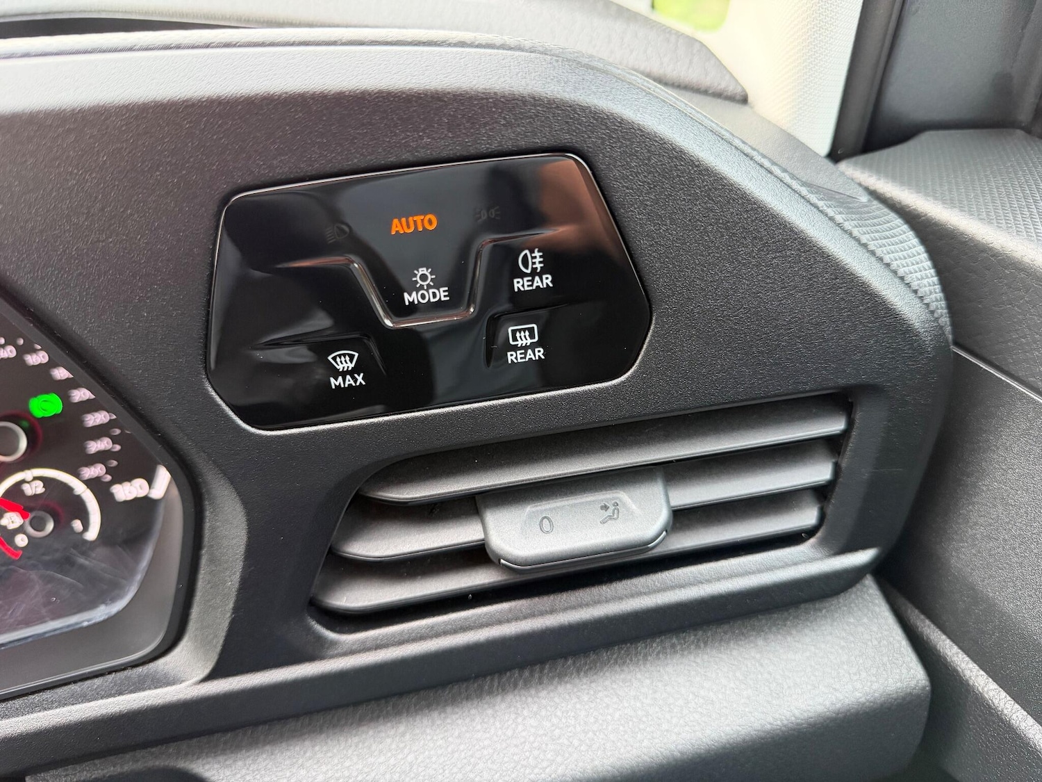 Used Volkswagen Caddy California Maxi 2022 for sale - 76360000: Photo 25