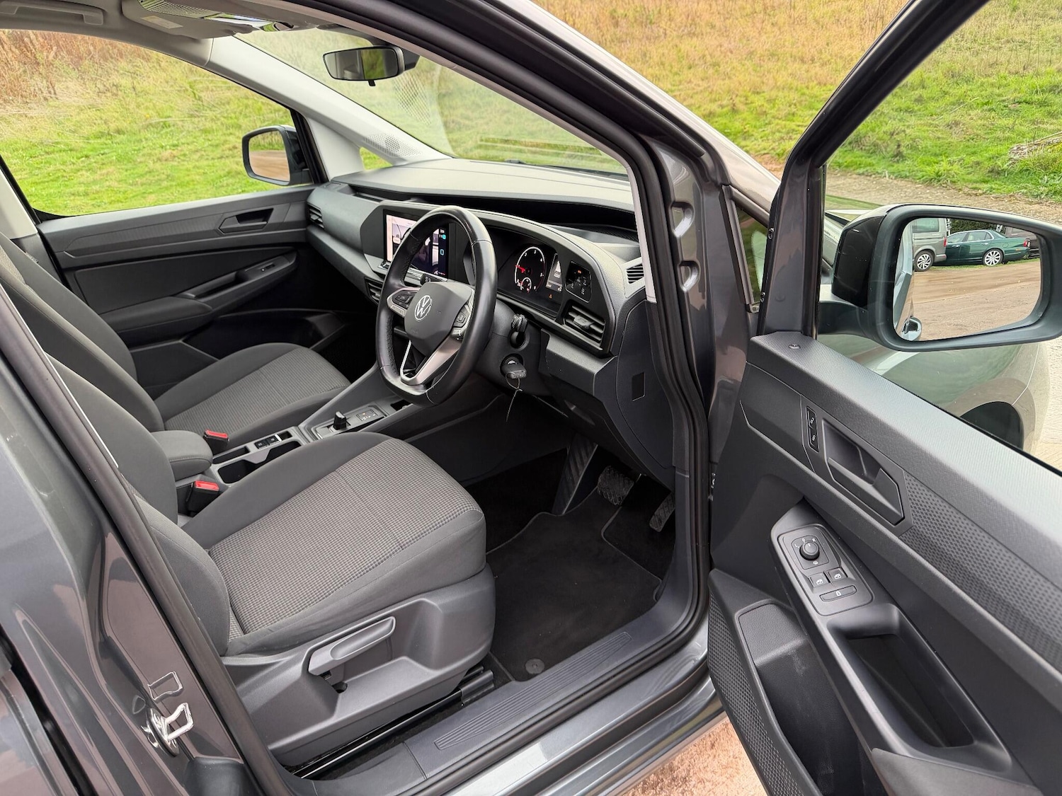 Used Volkswagen Caddy California Maxi 2022 for sale - 76360000: Photo 3