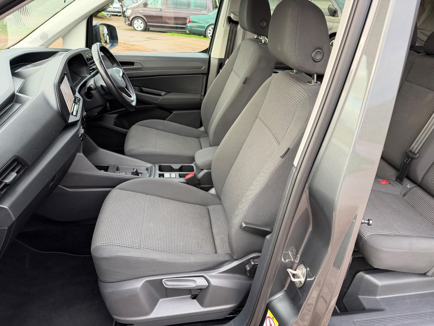 Used Volkswagen Caddy California Maxi 2022 for sale - 76360000: Photo 41