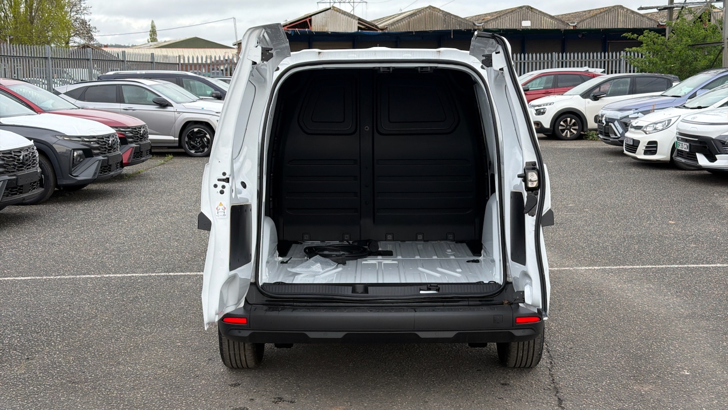 Used Renault Kangoo 2025 for sale - 77579449: Photo 3