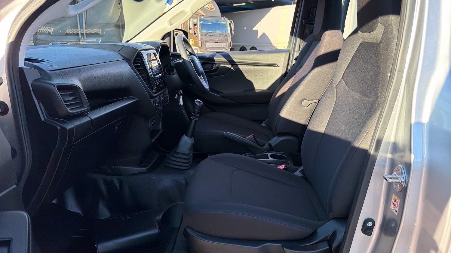 Used Isuzu D-Max 2023 for sale - 76580661: Photo 13