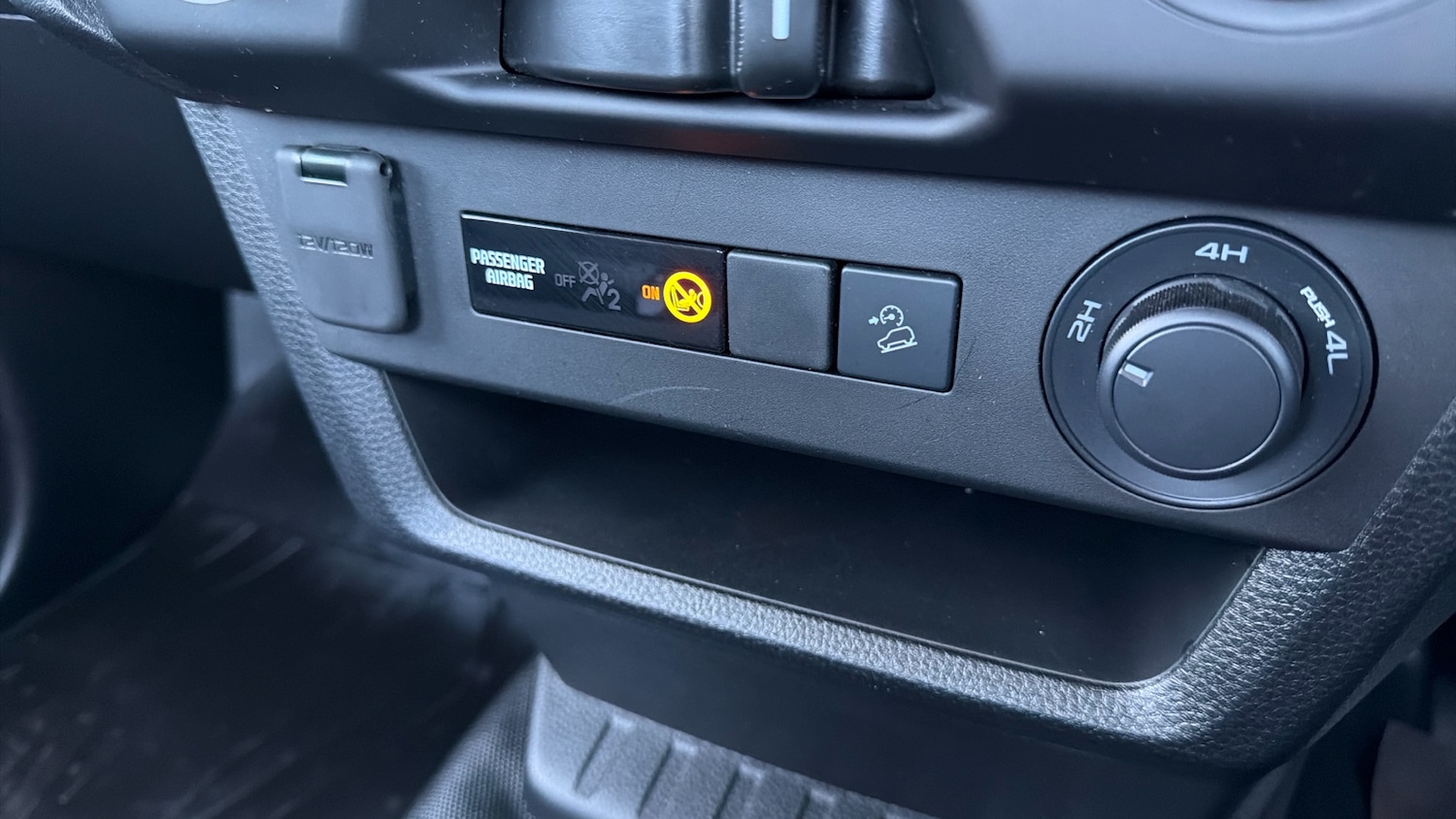 Used Isuzu D-Max 2023 for sale - 76580661: Photo 27