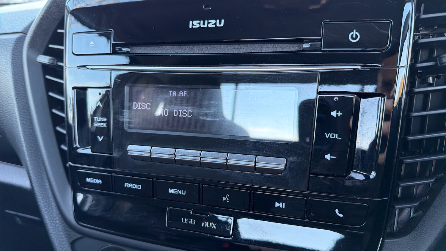 Used Isuzu D-Max 2023 for sale - 76580661: Photo 31