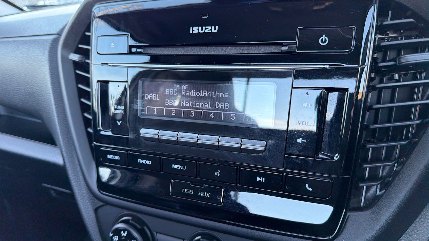 Used Isuzu D-Max 2023 for sale - 76580661: Photo 33