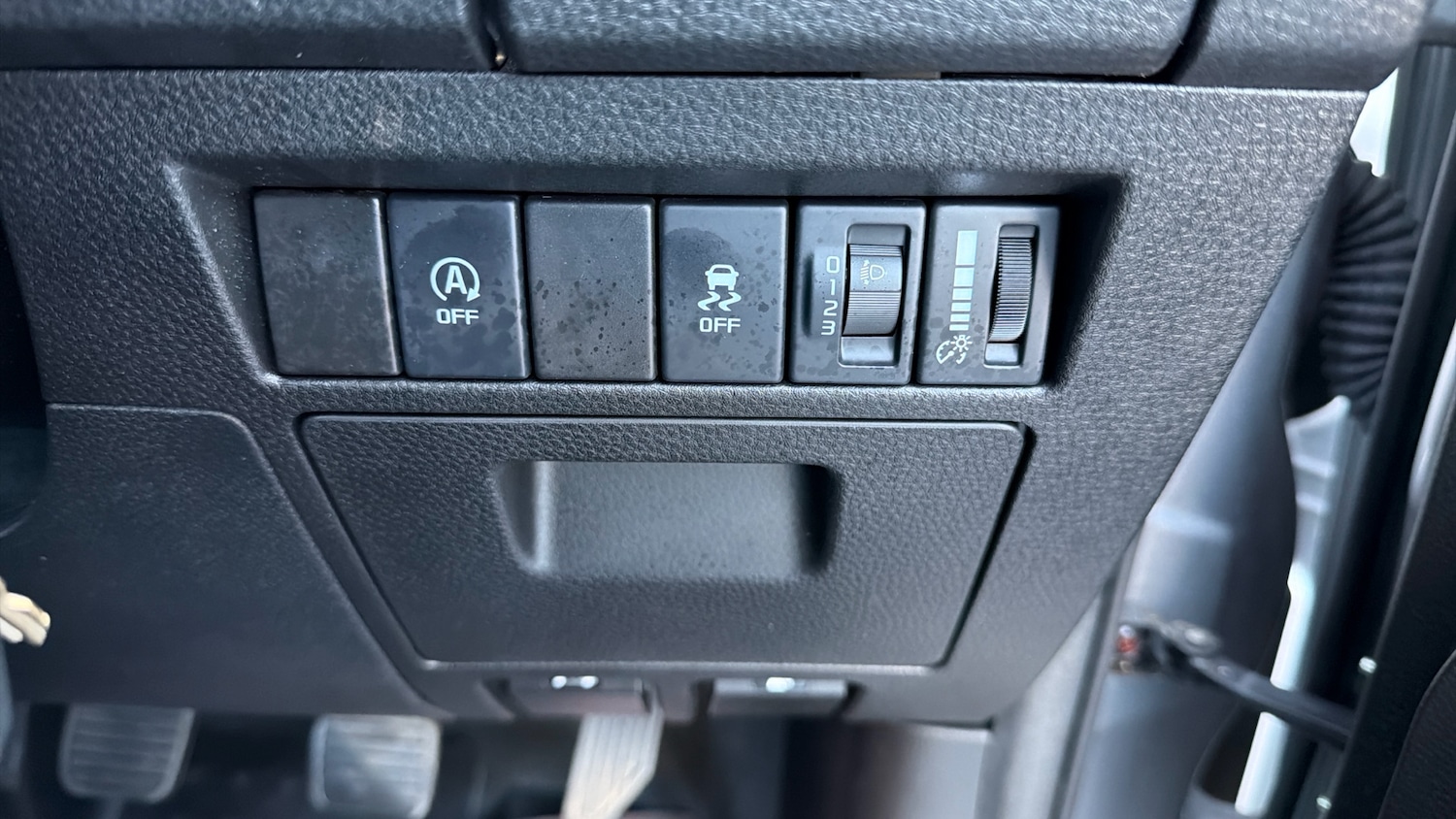 Used Isuzu D-Max 2023 for sale - 76580661: Photo 38