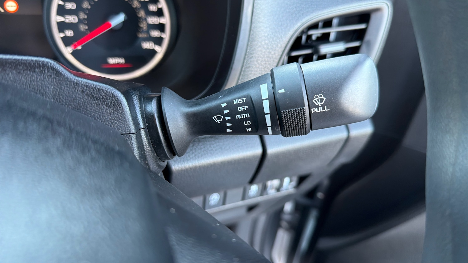 Used Isuzu D-Max 2023 for sale - 76580661: Photo 40