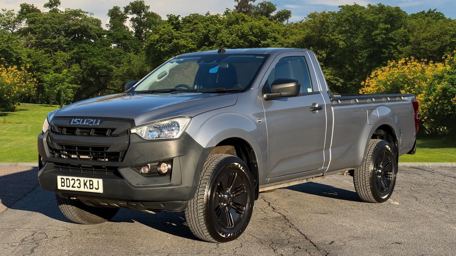 Used Isuzu D-Max 2023 for sale - 76580661: Photo 7