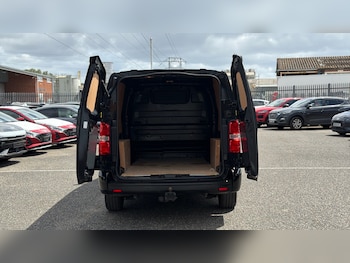 Used Vauxhall Vivaro 2023 for sale - 78155261: Photo