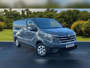 Renault Trafic feature image